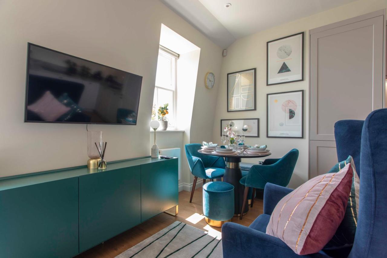 Beautiful, Modern Apartment In Hope Place Bath, 1 Bedroom Luxury City Centre Apartment With Beautiful City Views, A Stones Throw From The Royal Crescent In Бат Екстериор снимка